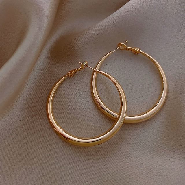 Classic Copper Alloy Metal Hoop Earrings - [NUDRESS]